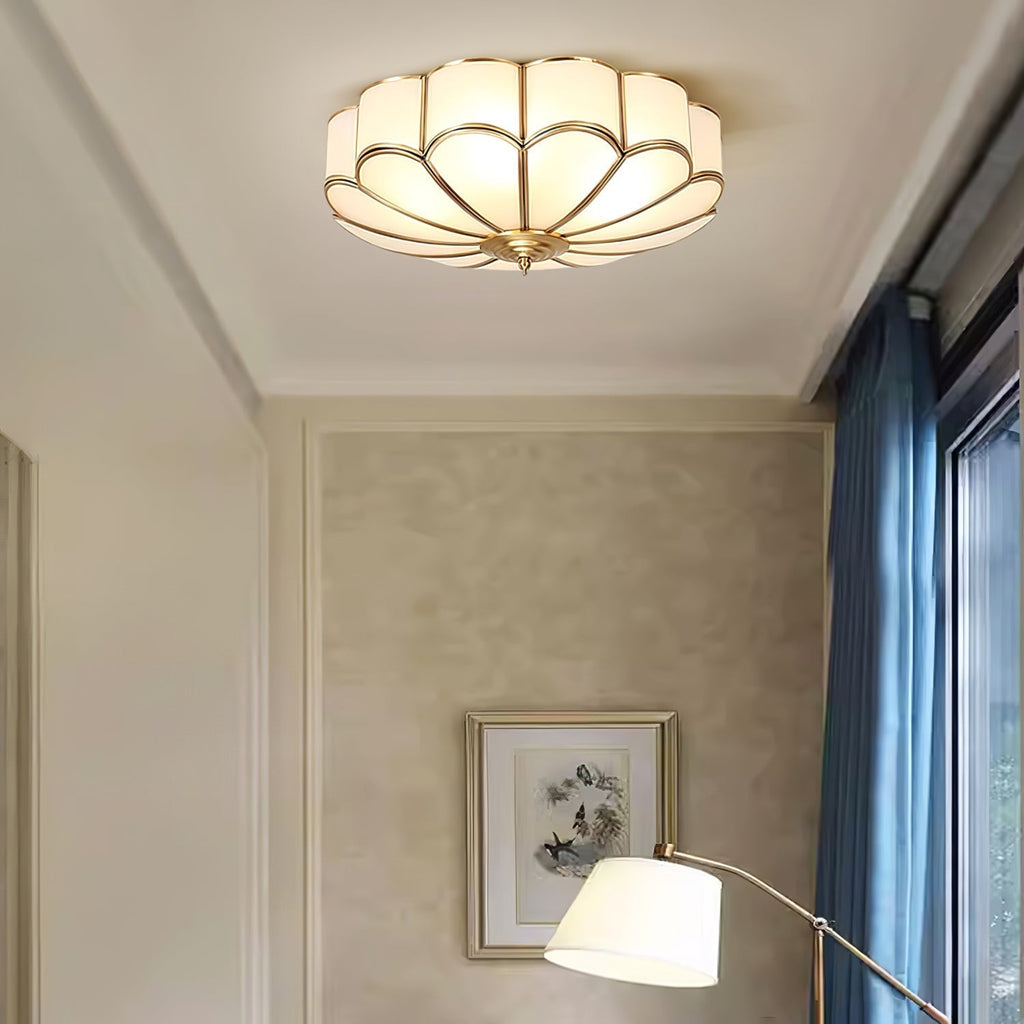 Lámpara de techo redonda de vidrio y latón dorado para sala de estar, pasillo y comedor con luz cálida difusa