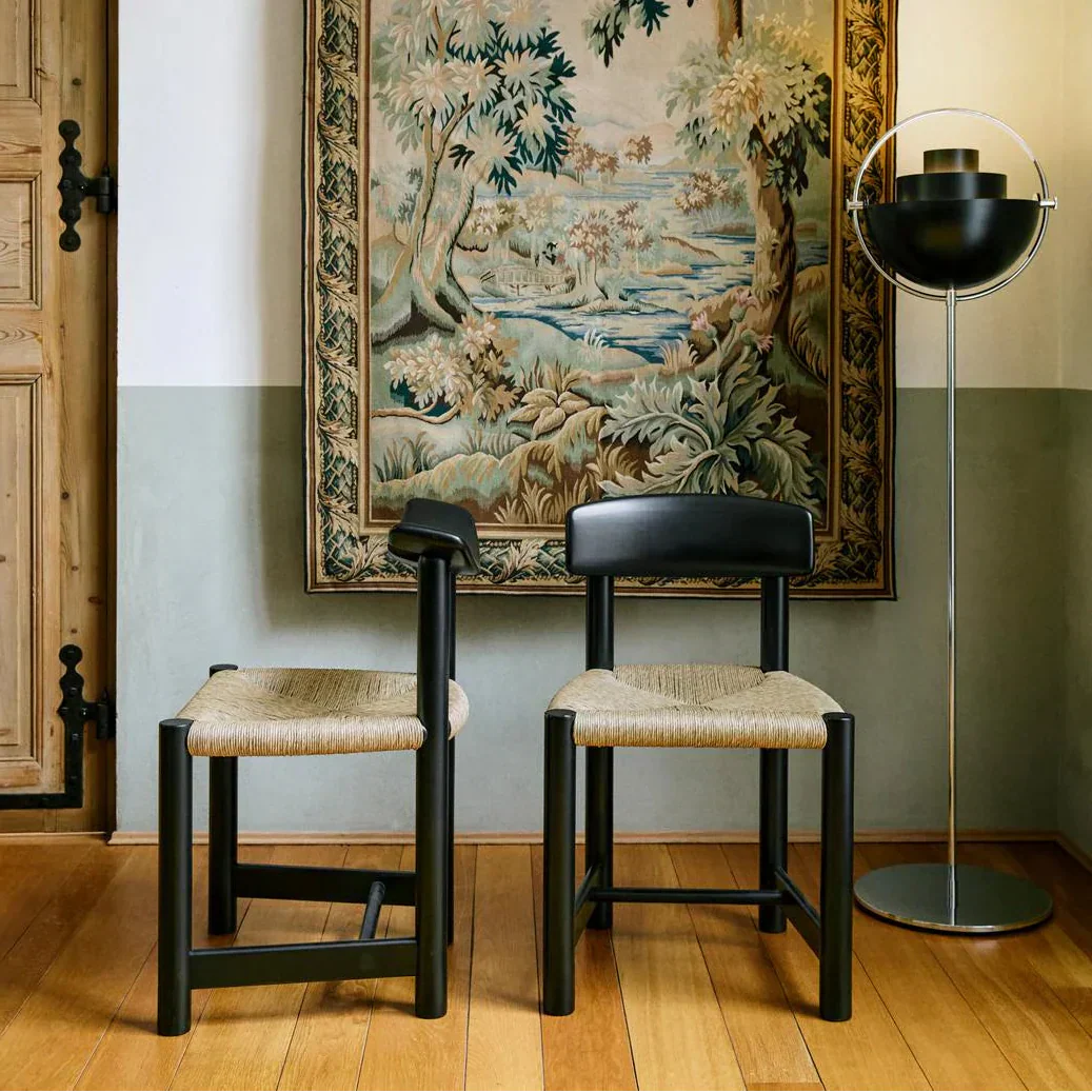 Lampada da pavimento direzionale in stile danese moderno per uso domestico | Rosalyssa