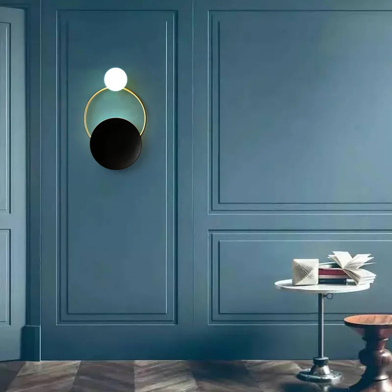 Designer glaslampa för väggar med modern rund sfärisk metallram