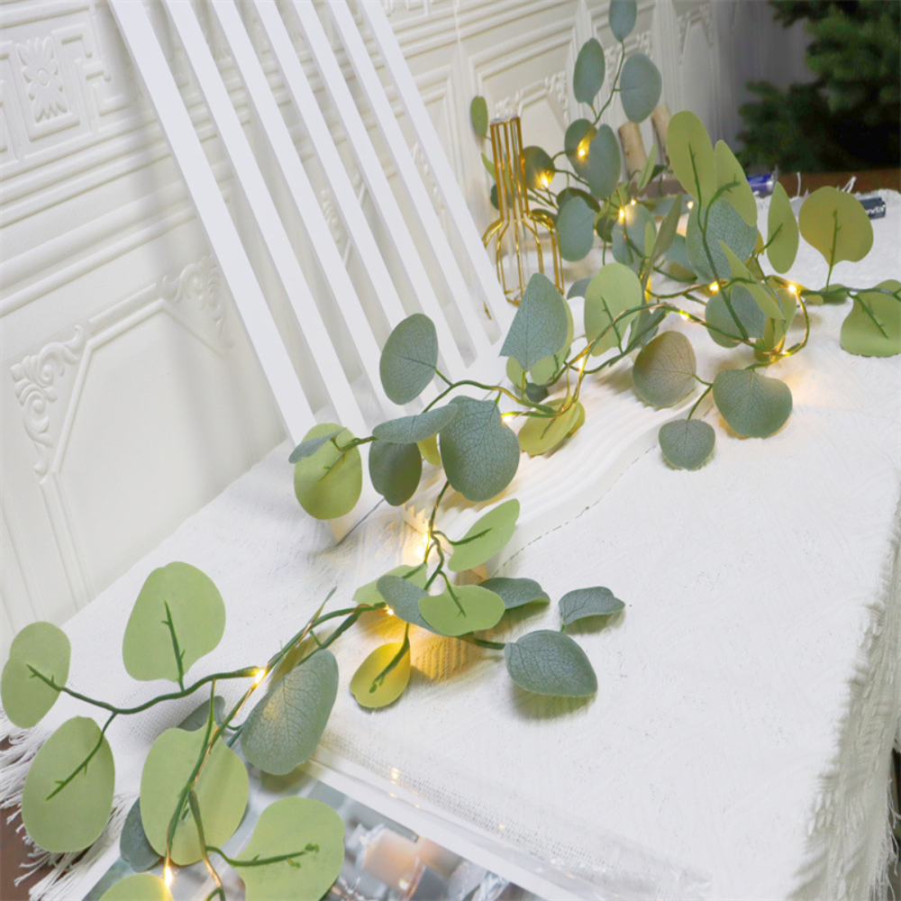 Guirlande LED en rotin d'eucalyptus pour manteaux de cheminée et étagères