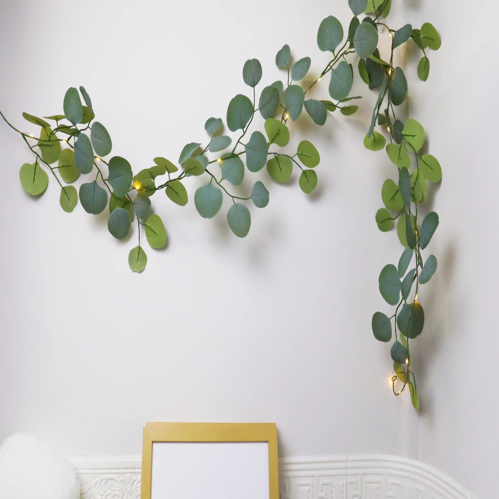 Guirlande LED en rotin d'eucalyptus pour manteaux de cheminée et étagères