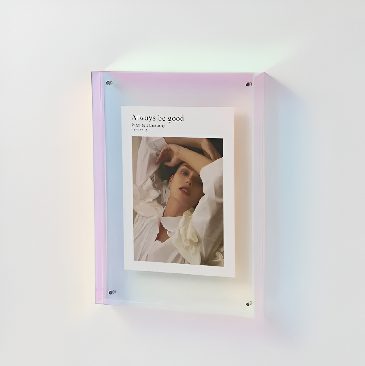 Acrylic Photo Frame For Modern Minimalist Display With Sleek Look