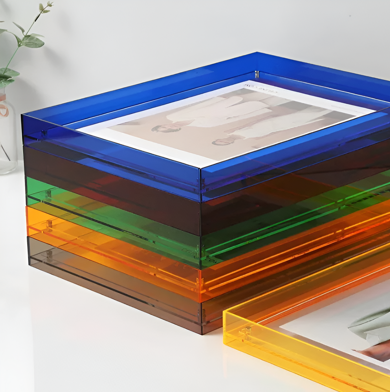 Acrylic Photo Frame For Modern Minimalist Display With Sleek Look