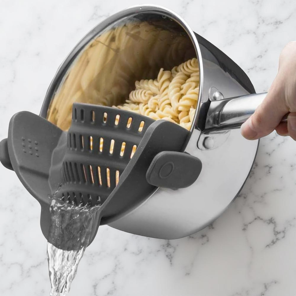 パスタや野菜の水切りに使えるシリコンクリップ式ポットストレーナー