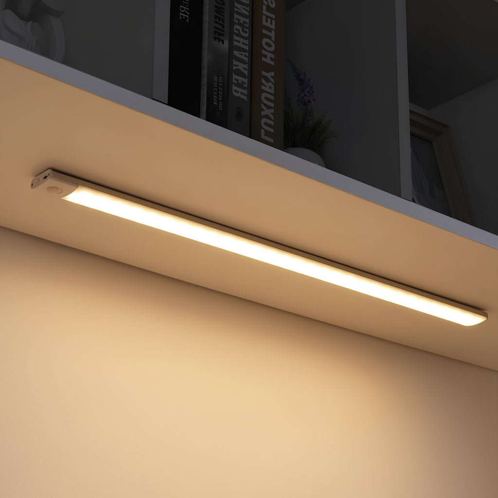 Luz nocturna inalámbrica recargable con sensor de movimiento y adhesivo
