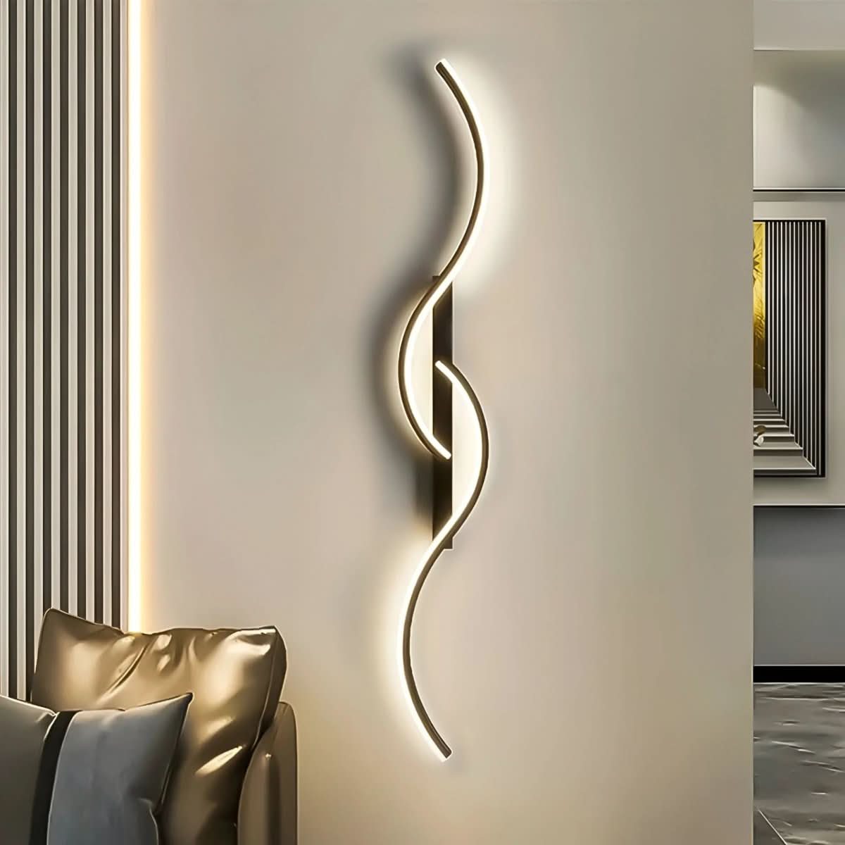 NovaCurve Lampada da Parete LED Curva Moderna con Design Dinamico