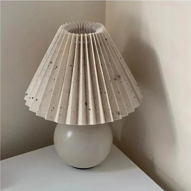 Lampă de masă vintage elegantă Lumera cu abajur pliabil