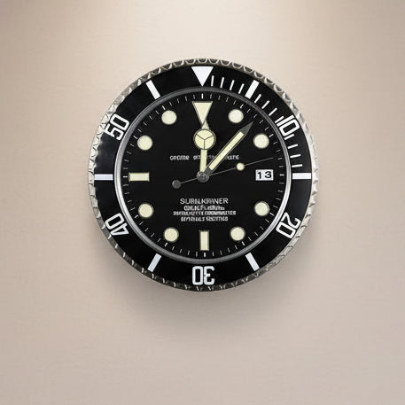 Zegar ścienny LumaCore ze stali nierdzewnej z podświetlanymi wskazówkami i cichym mechanizmem kwarcowym