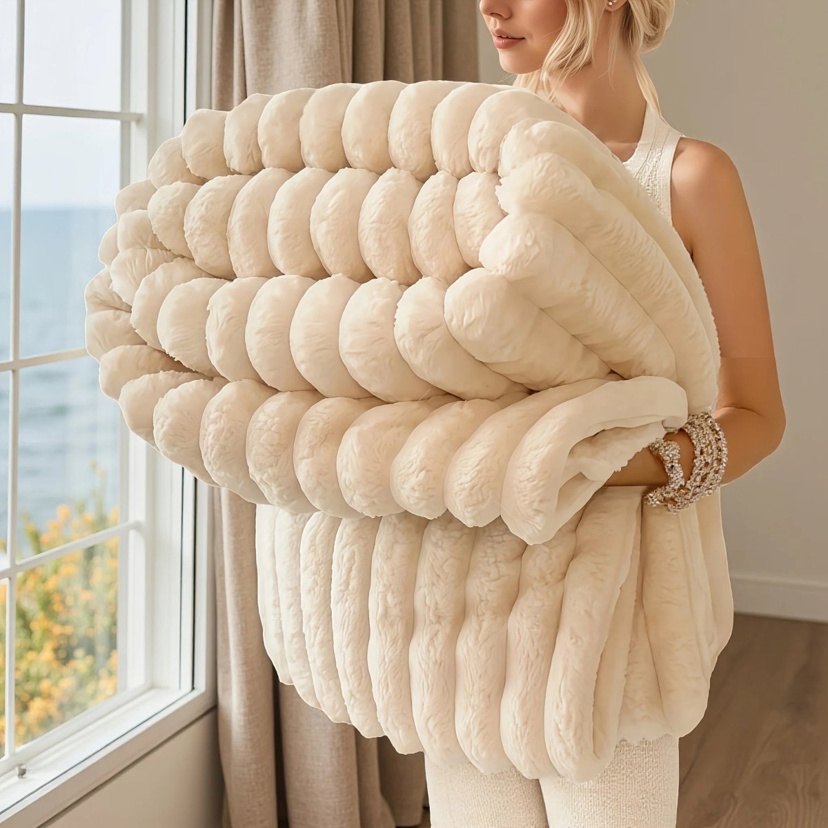 LunaCozy Faux Rabbit Fur Cuddle Blanket For Sofa And Bed