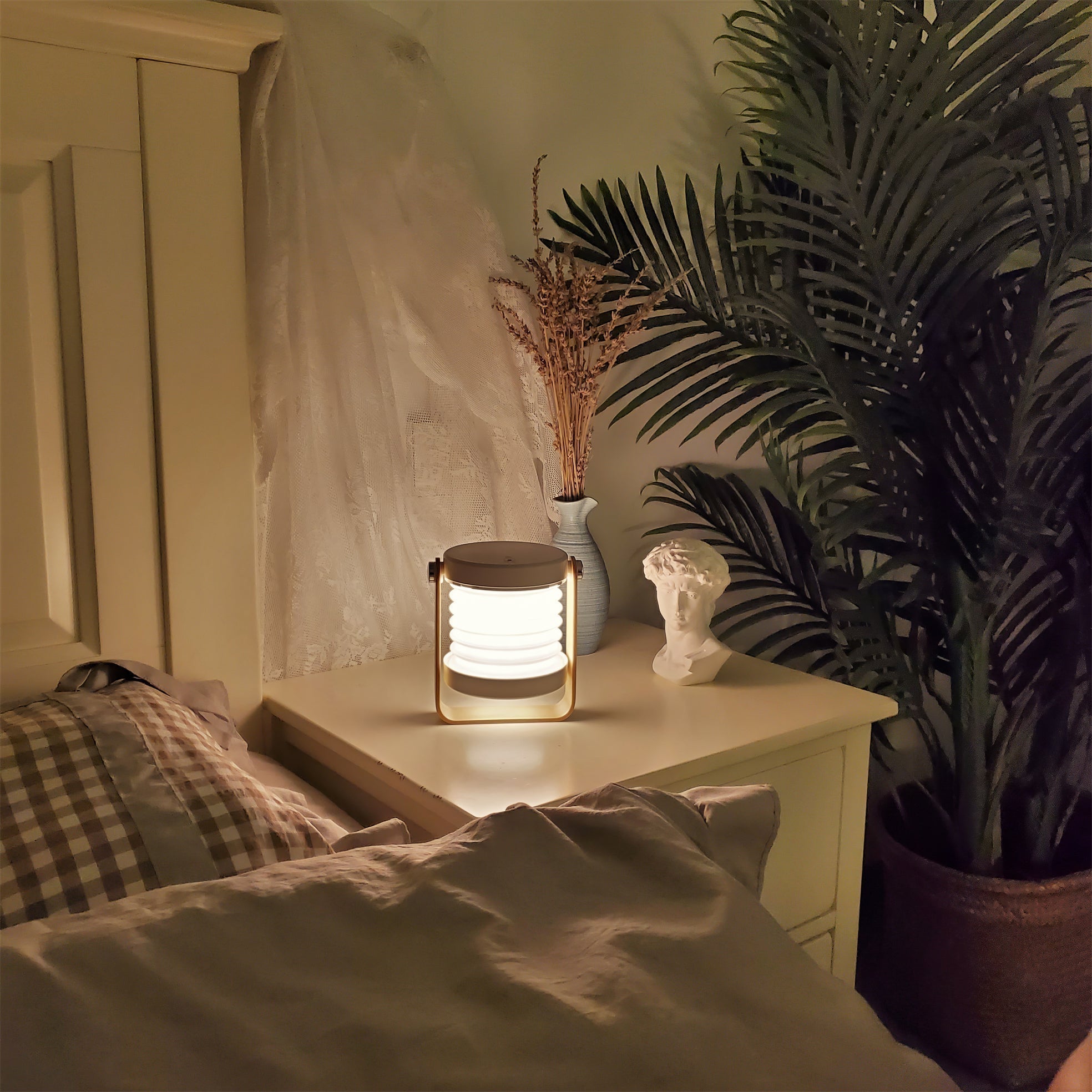 GlowHaven Honeycomb bærbar bordlampe med koselig glød