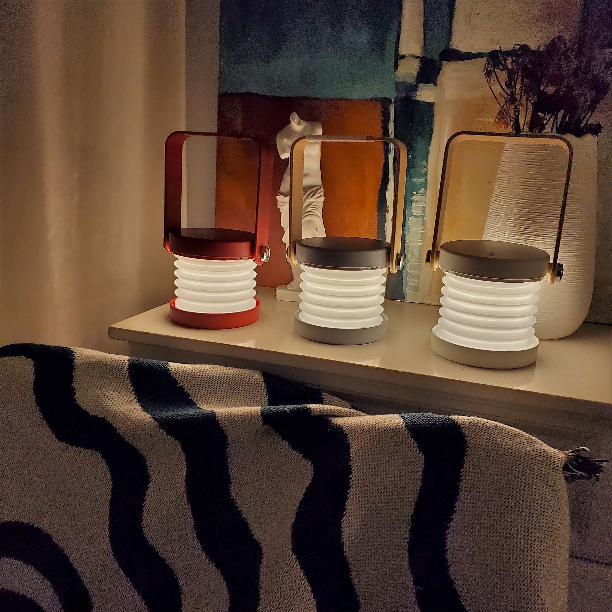 GlowHaven Honeycomb bærbar bordlampe med koselig glød