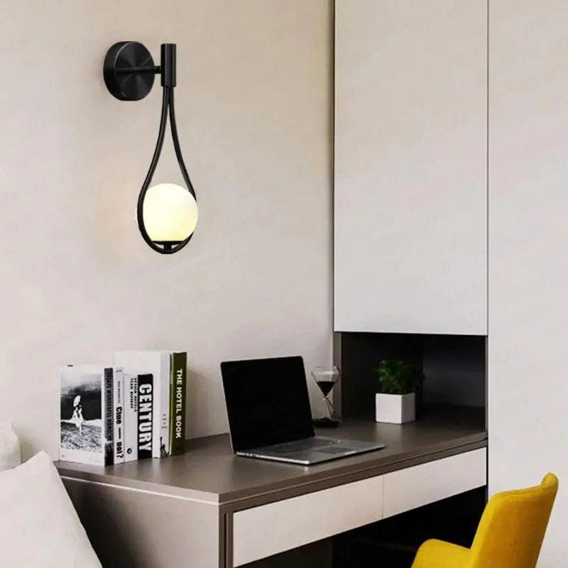 Aplique de pared Astra Nordic para salas de estar y pasillos