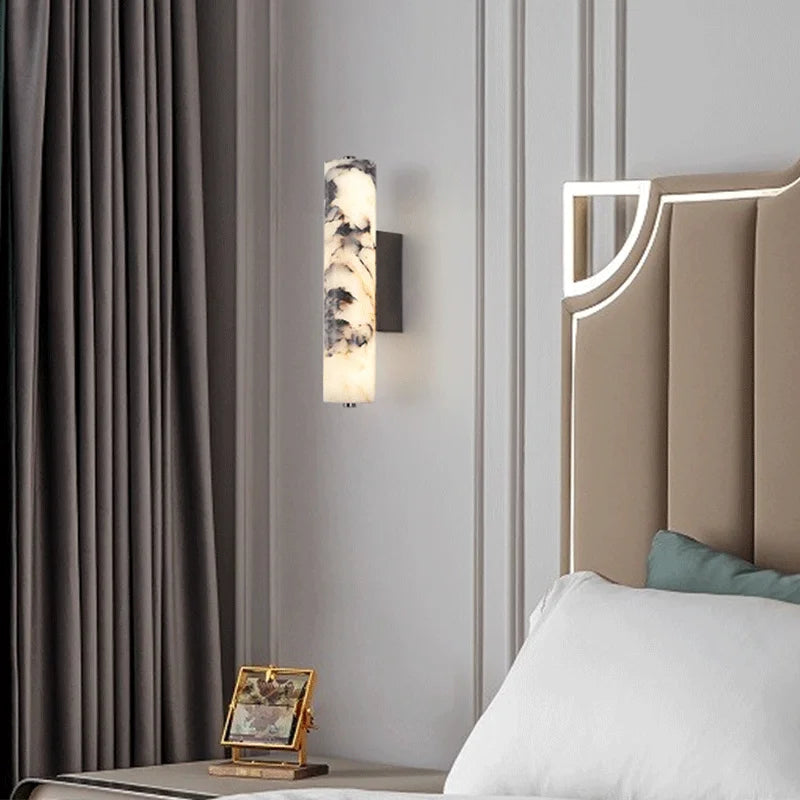 LuxeStone italialaistyylinen luonnonmarmorinen seinävalaisin olohuoneisiin ja makuuhuoneisiin