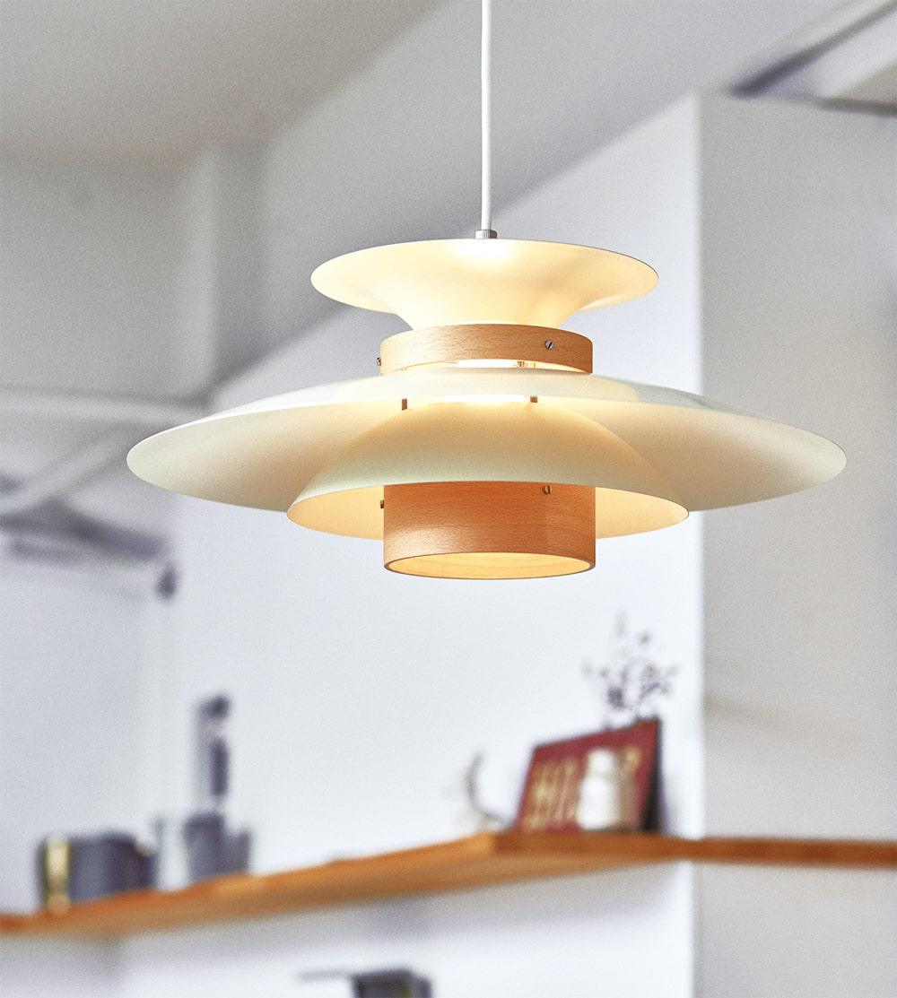 Astraea Pendelleuchte mit zeitloser Eleganz und warmem Lichtschein | Snurv