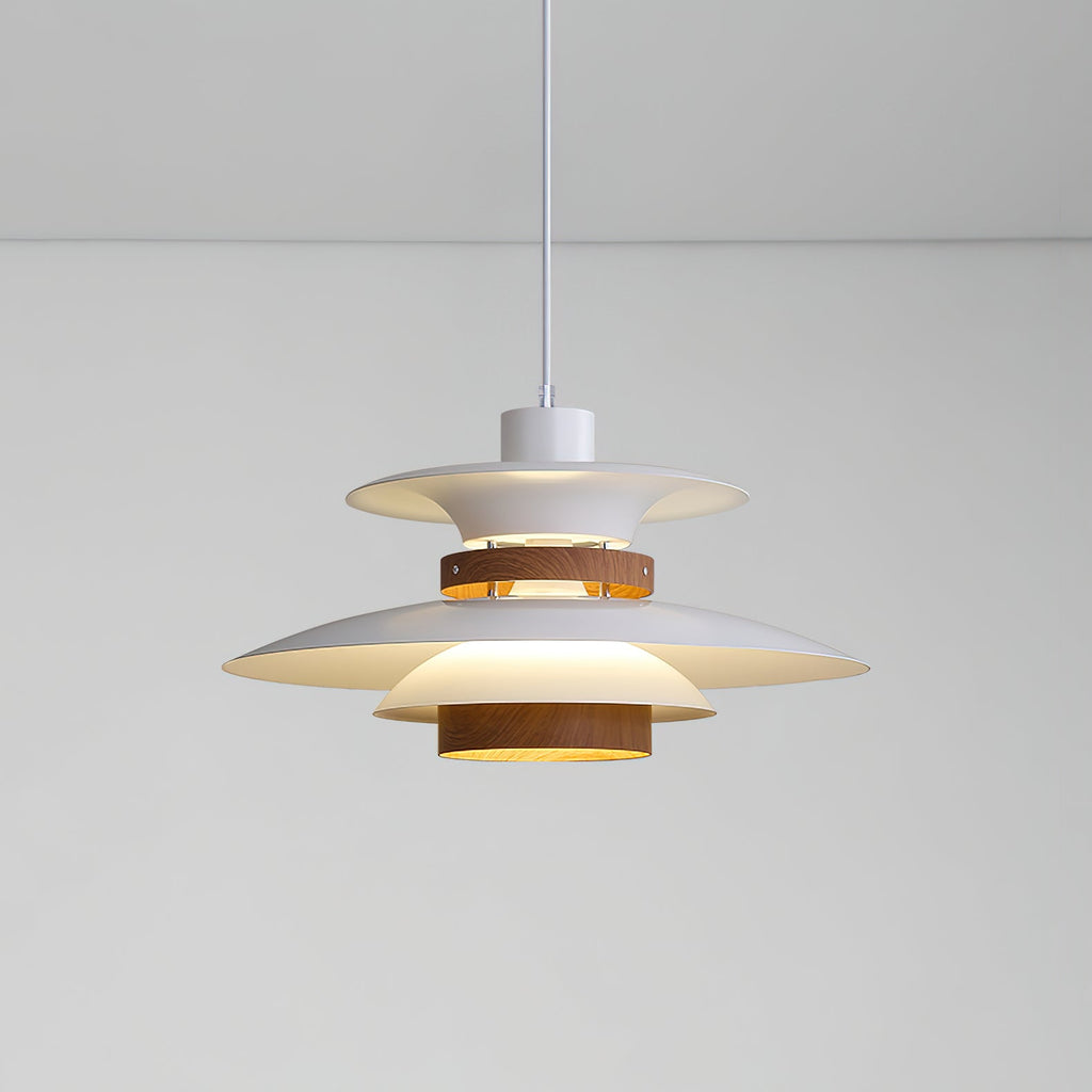 Astraea Pendelleuchte mit zeitloser Eleganz und warmem Lichtschein | Snurv