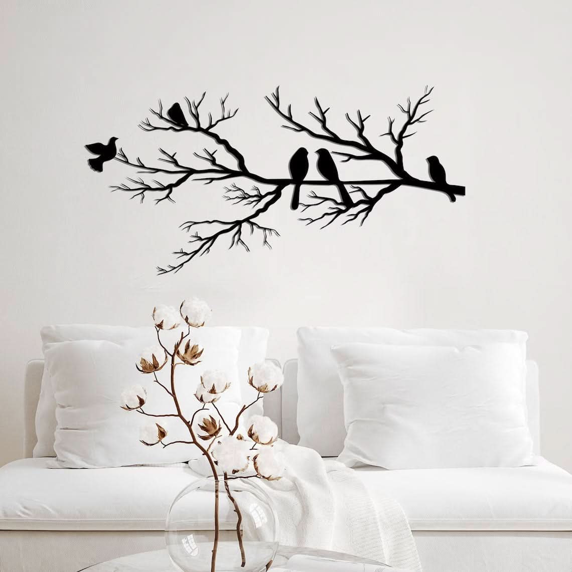FeatherNest kovová nástěnná dekorace s ptáky pro elegantní bydlení