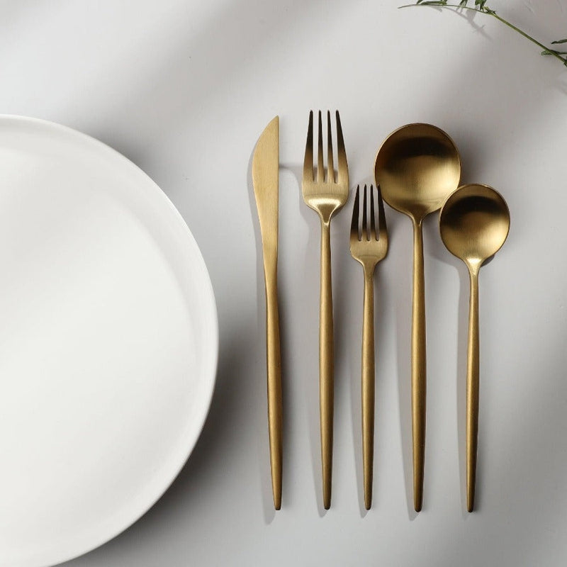 Daily Dining Flatware In Clean Minimalist Style For Everyday Use