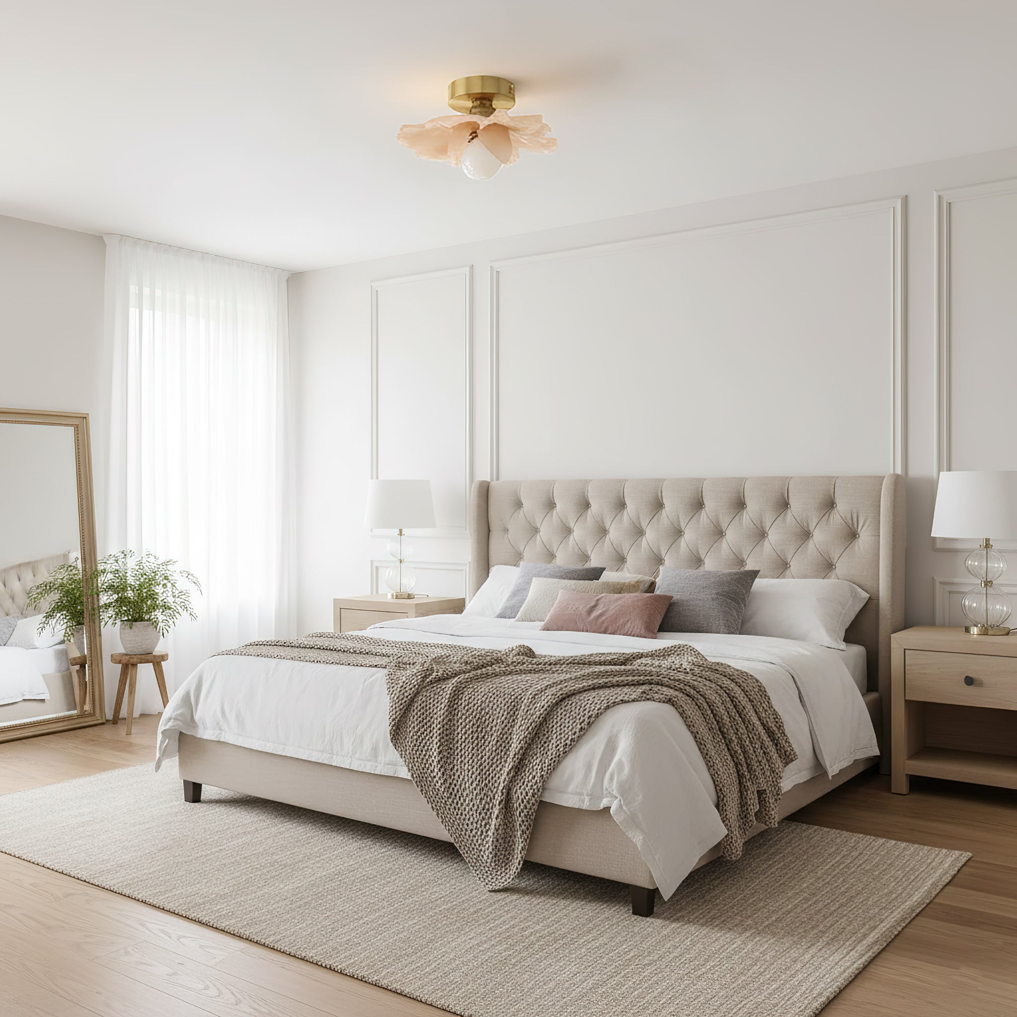 Plafonnier en résine Blossom et laiton pour chambre et couloir