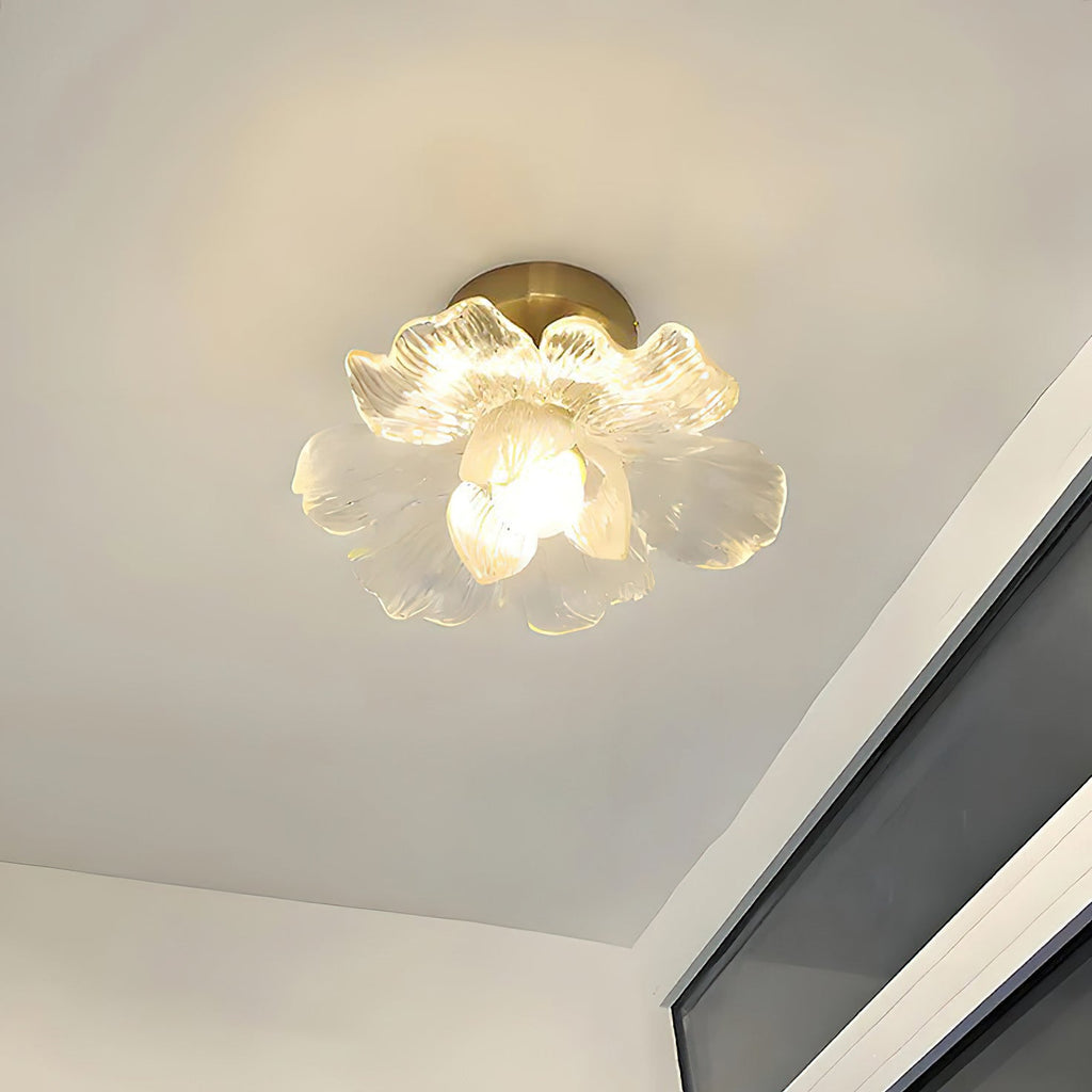 Plafonnier en résine Blossom et laiton pour chambre et couloir