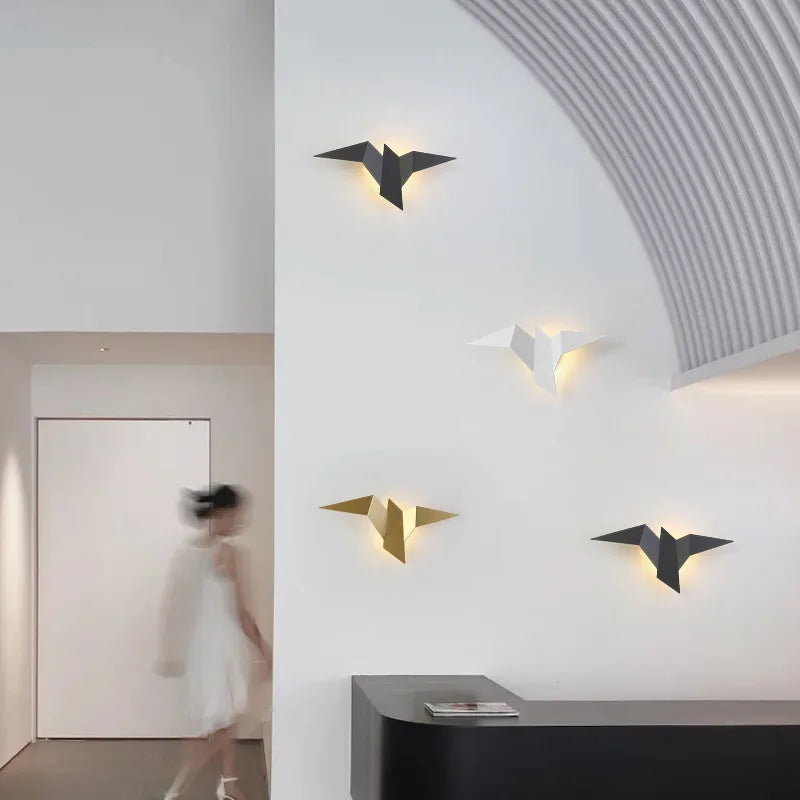 NovaNest Vogel-Wandlampe für Wohnzimmerdekoration
