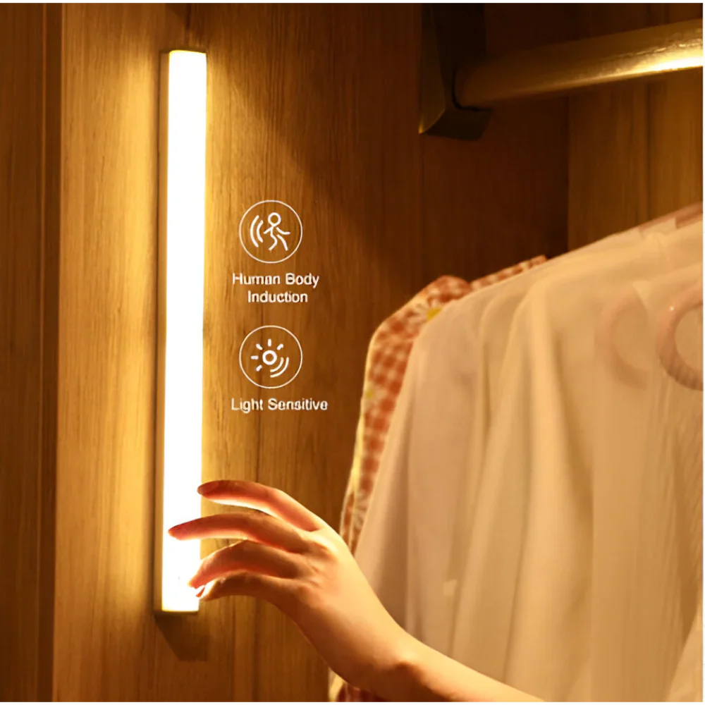 LED noční světelný pásek s pohybovým senzorem pro ložnici a schody