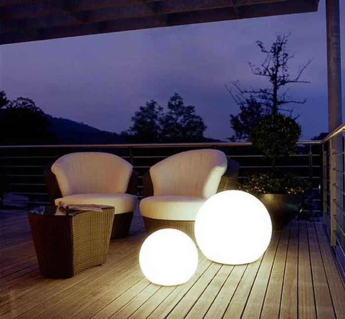 NovaGlow tragbare Lampe für den Innen- und Außenbereich in jedem Raum