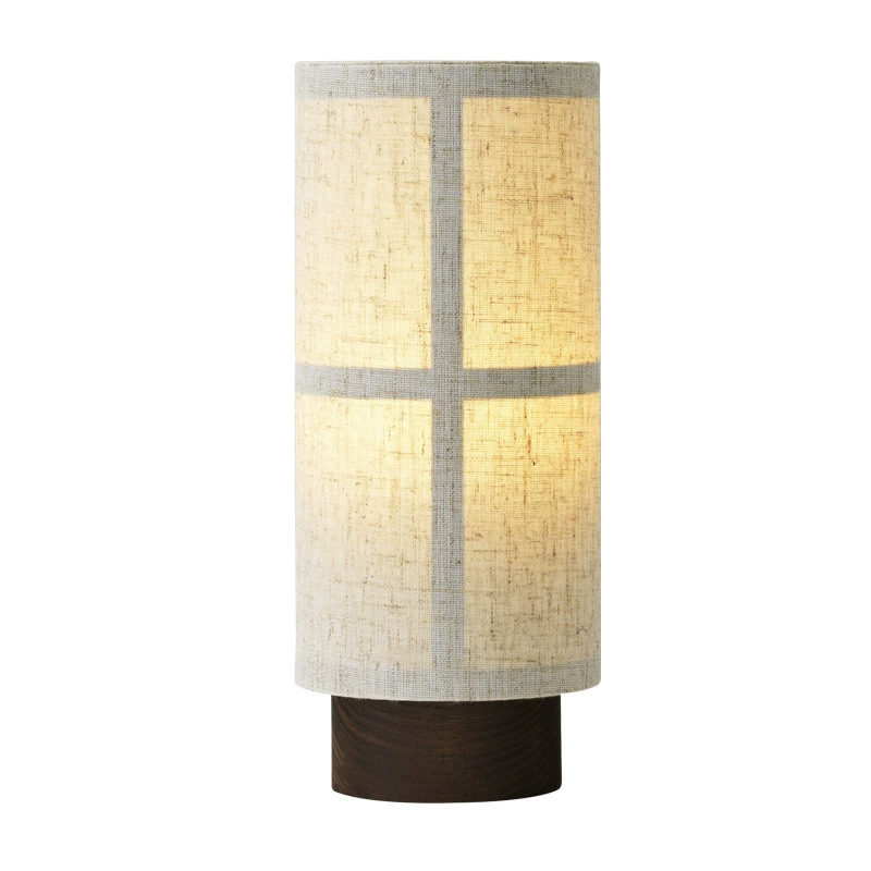 Nori japanskinspirerad bordslampa med linne-skärm och träbas