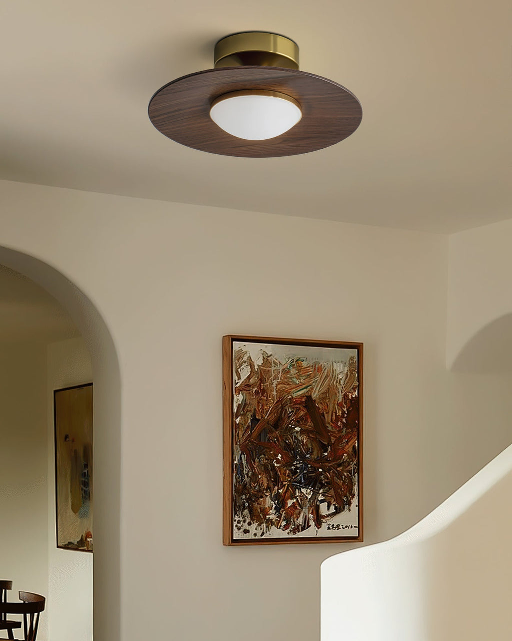 Kulaté LED stropní světlo s dřevěným vzhledem a zlatým rámem, 24 cm