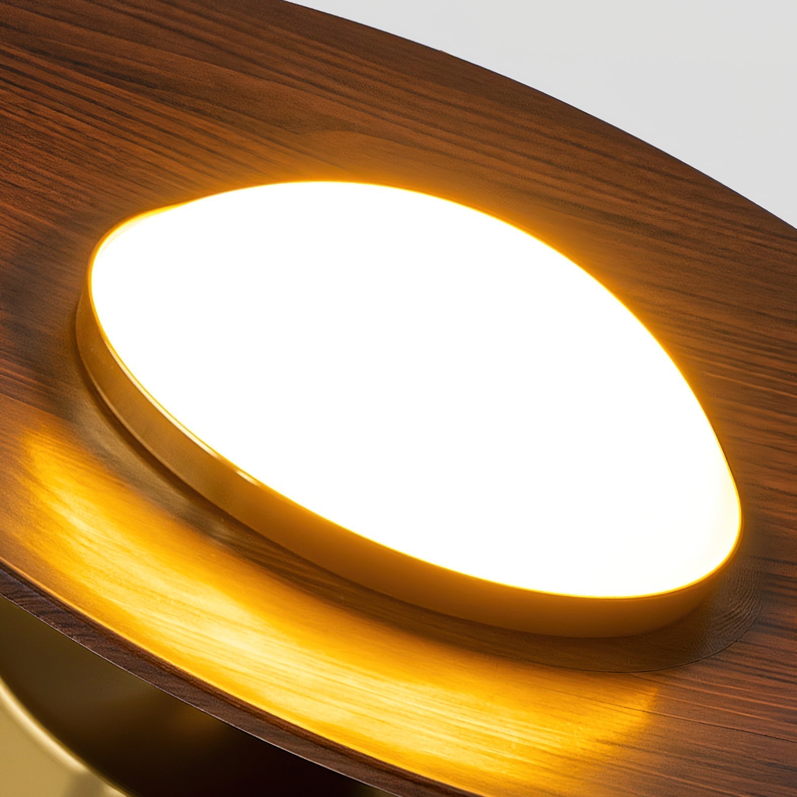 Kulaté LED stropní světlo s dřevěným vzhledem a zlatým rámem, 24 cm