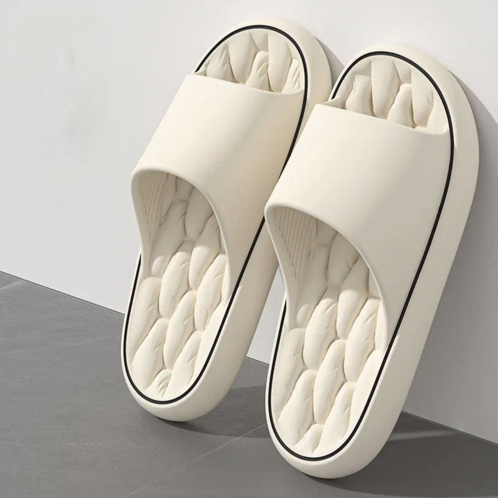 Pantofle Pillow Slide s polstrovaným pohodlím pro teplé počasí