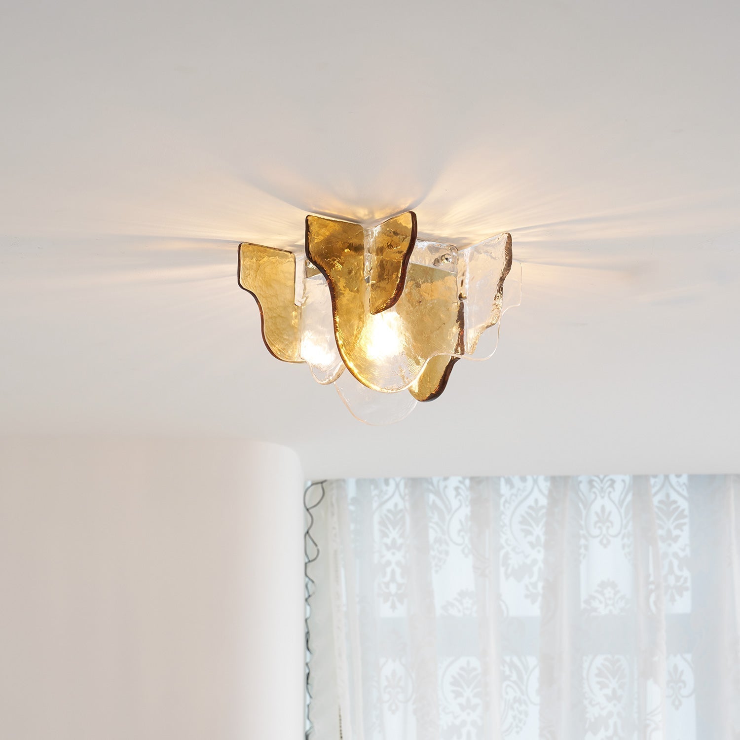 Lampada da soffitto in vetro soffiato a mano stile Murano con fumo grigio ambra trasparente