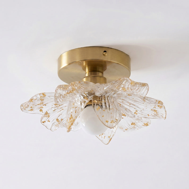 Plafonnier en résine Blossom et laiton pour chambre et couloir