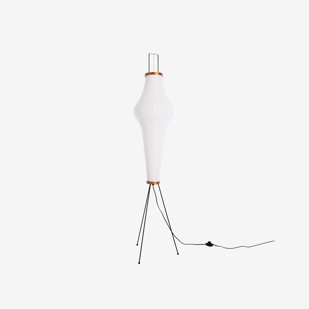Stojací lampa AstraLume s rýžovým papírovým stínidlem a minimalistickým teplem