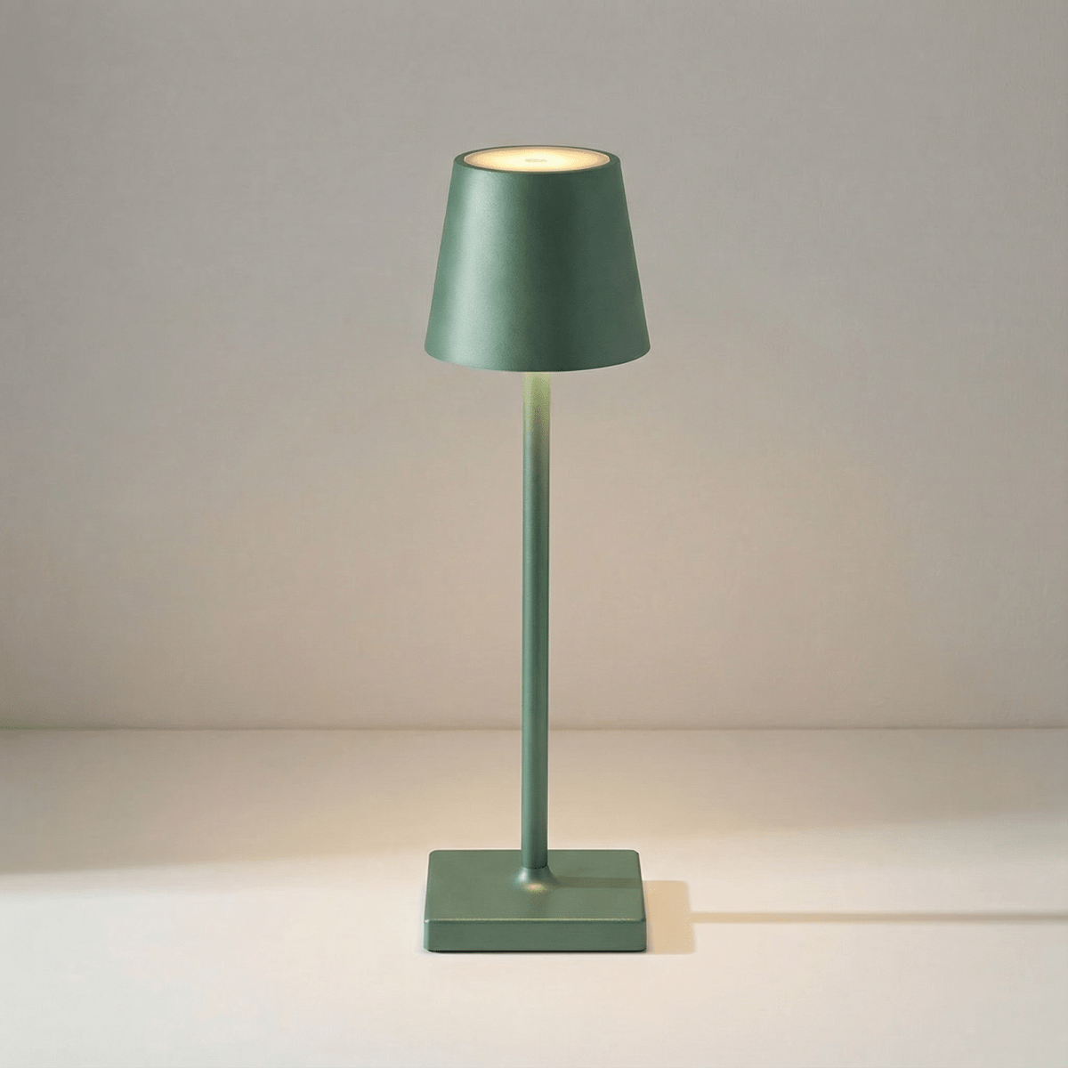 Uppladdningsbar LED-bordslampa med touchkontroll, dimbar, 15 tum | Rosalyssa