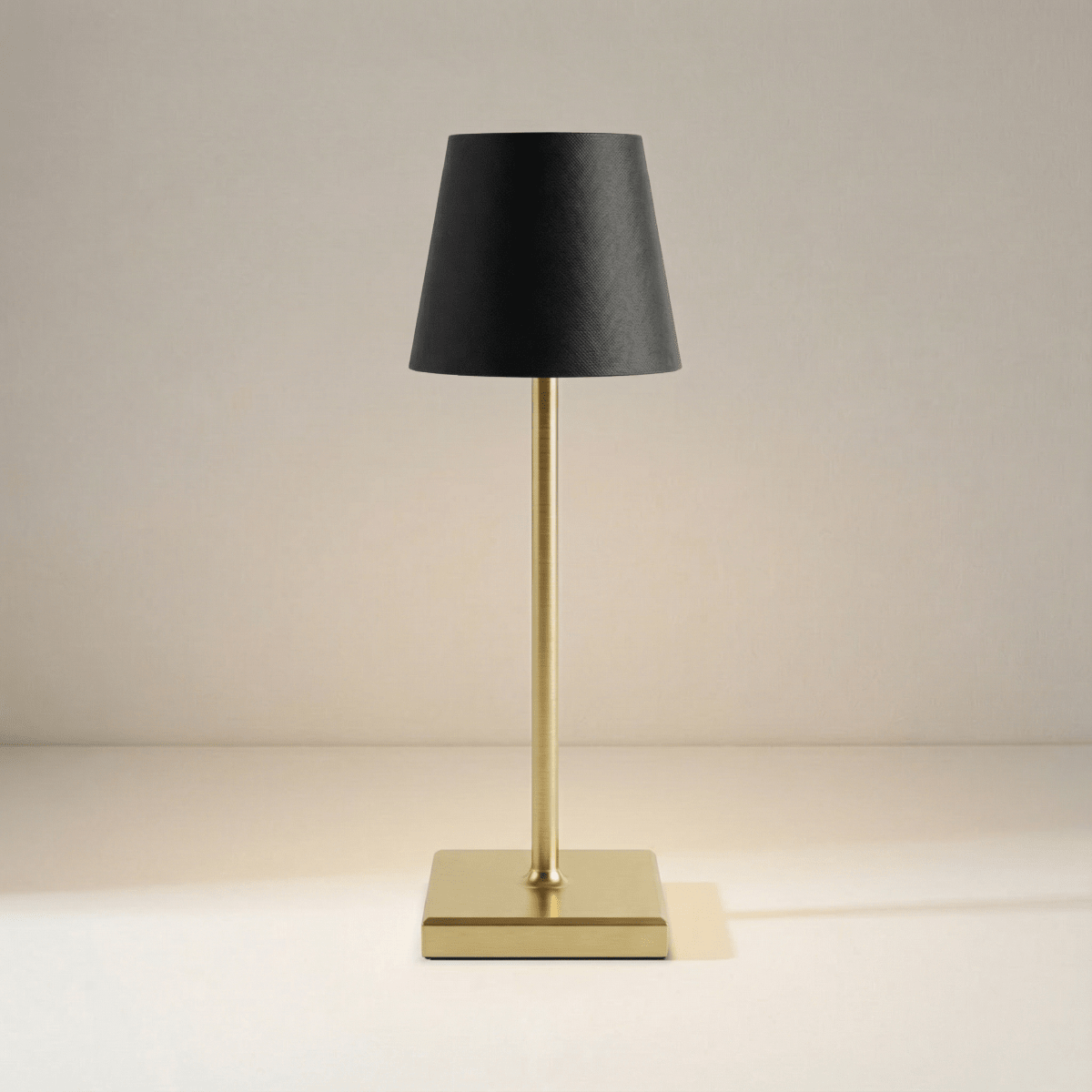 Uppladdningsbar LED-bordslampa med touchkontroll, dimbar, 15 tum | Rosalyssa