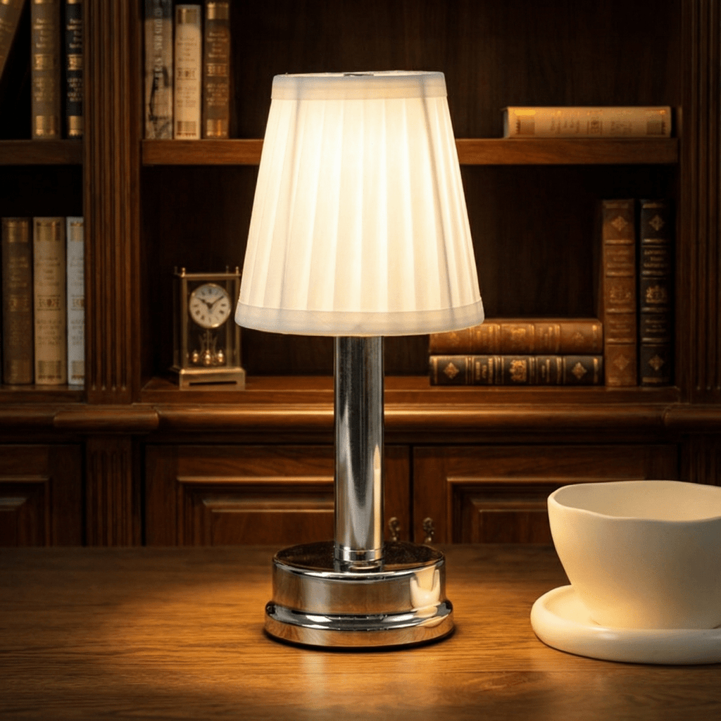 Moderní designová nabíjecí LED stolní lampa, výška 12 palců | Rosalyssa