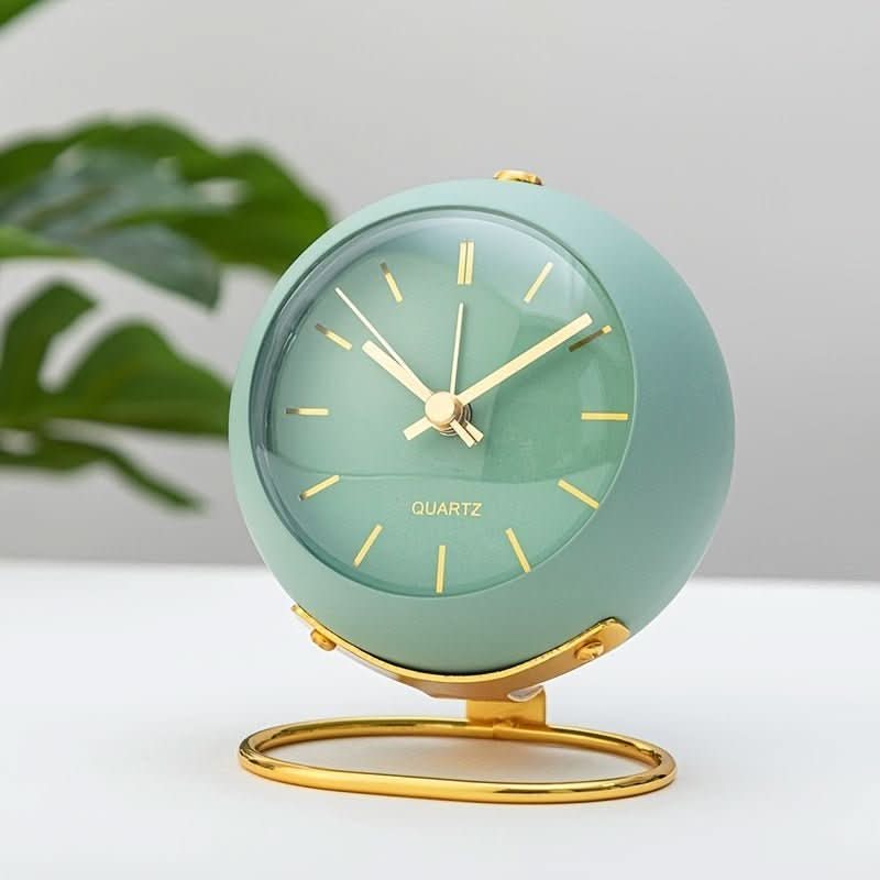 Lumina Uhr Retro Analog Wecker mit geräuschlosem Laufwerk
