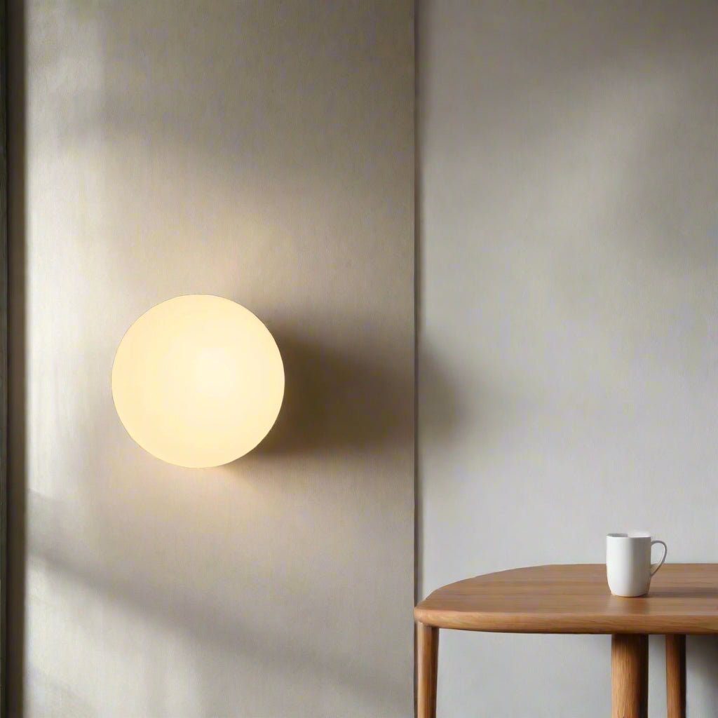 Rund Glas LED Væglampe, Minimalistisk Design, 1 Lyskilde | Rosalyssa