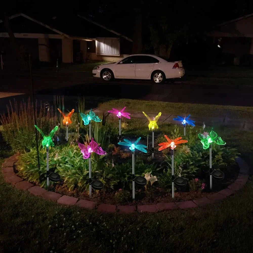 Lampe de jardin LED papillon LumenWings pour espaces extérieurs