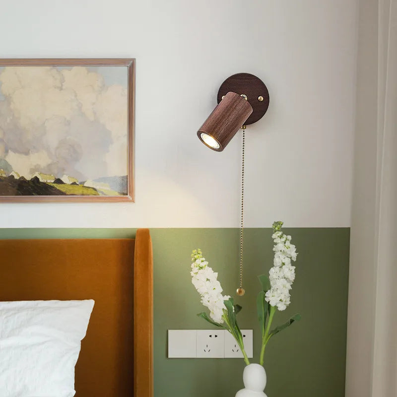 Arlo Luminária de Parede em Nogal com Foco LED Estilo Retro
