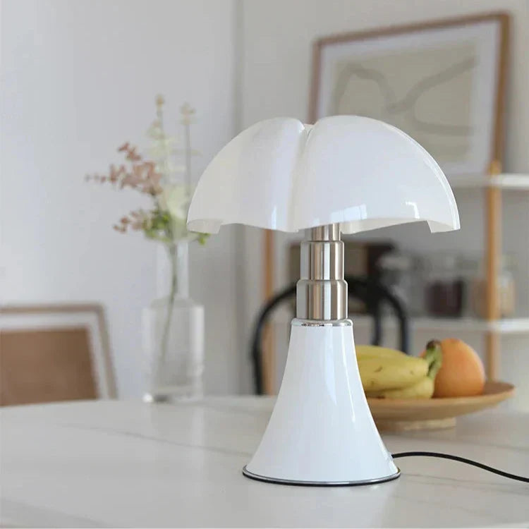 Retro moderní akcentní světlo s vintage LED stolní lampou