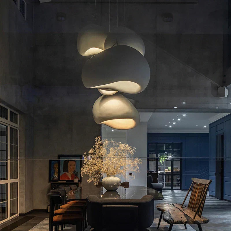 Candeeiro de Teto Suspenso Luma com Estilo Moderno e Elegante