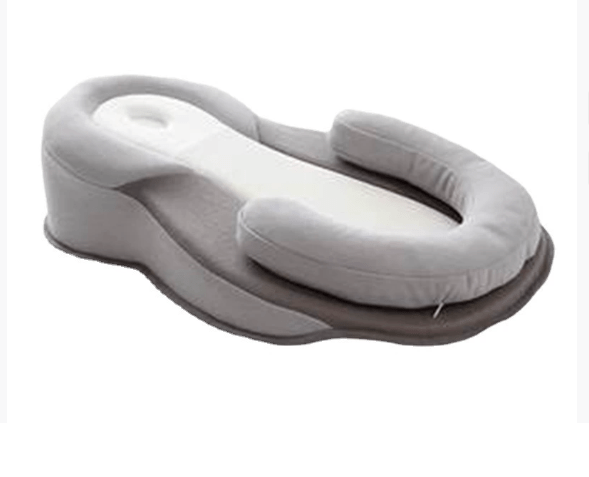 NurtureNest Babykudde Ergonomisk kudde för trygg sömn