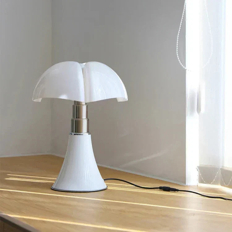 Retro moderní akcentní světlo s vintage LED stolní lampou