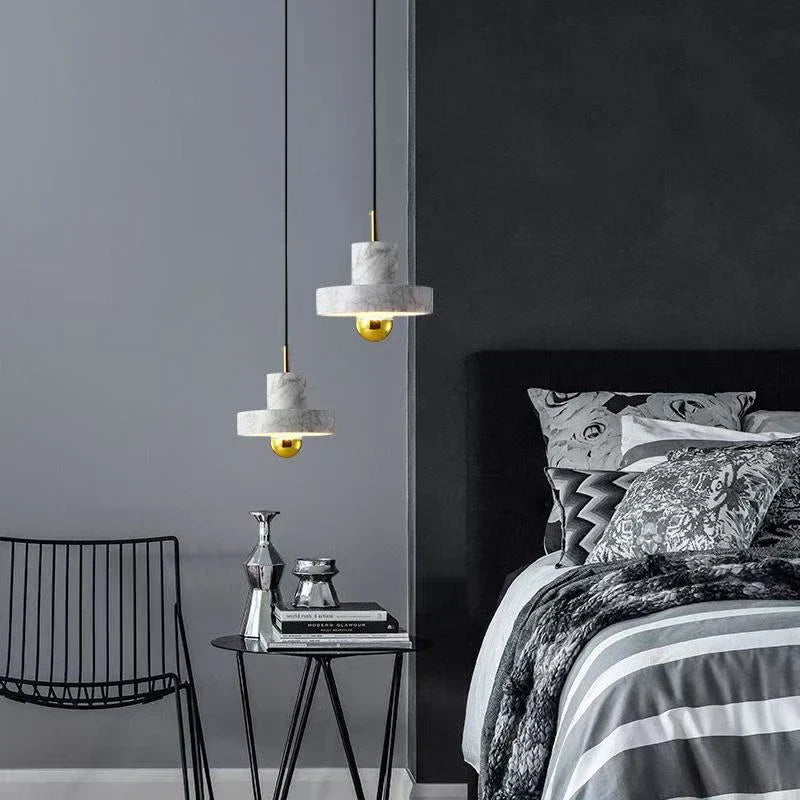 Marmorlampa med naturlig sten, postmodern design