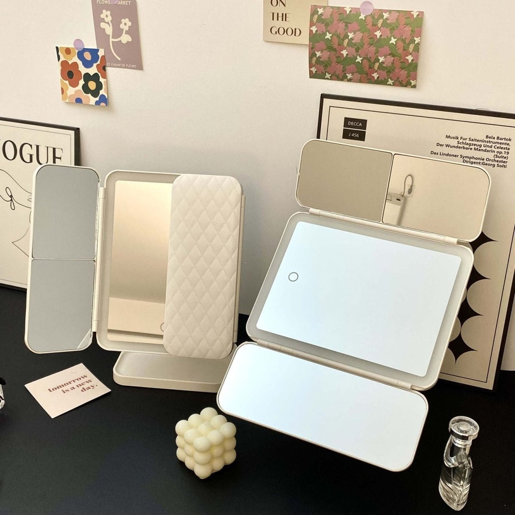 LumiBlend Drei-Panel LED-Spiegel mit Dreifarbiger Beleuchtung für Makelloses Make-up