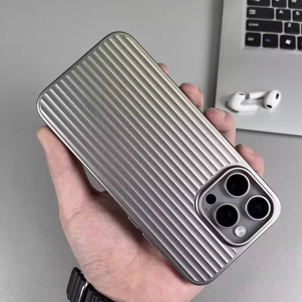 Žebrovaný pevný kryt na telefon pro ochranu a lepší úchop