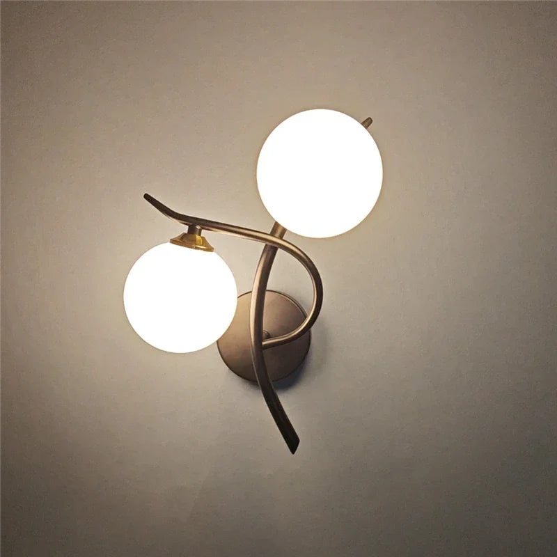 Lunara Nordic Wandleuchte mit doppeltem Kugel-LED-Design