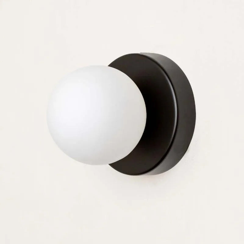 Nástěnná LED lampa Macaron s barevným sklem pro moderní interiéry