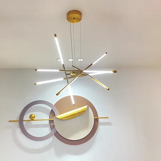 Lustre Aurora Web Gold avec éclat ambiant chaud pour pièces modernes
